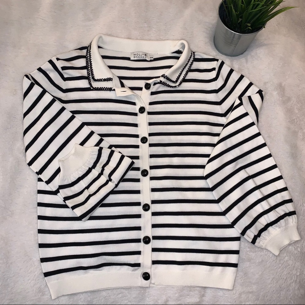 CUTE BUTTON UP TOP